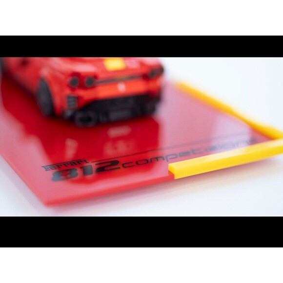 Display frame for LEGO Ferrari 812 Competizione By PLATE-IT - Picture 6 of 7